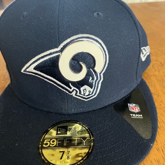 Rams hat - Picture 2 of 7